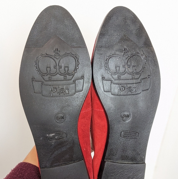 Vintage 80-90s red suede flats - Picture 12 of 16